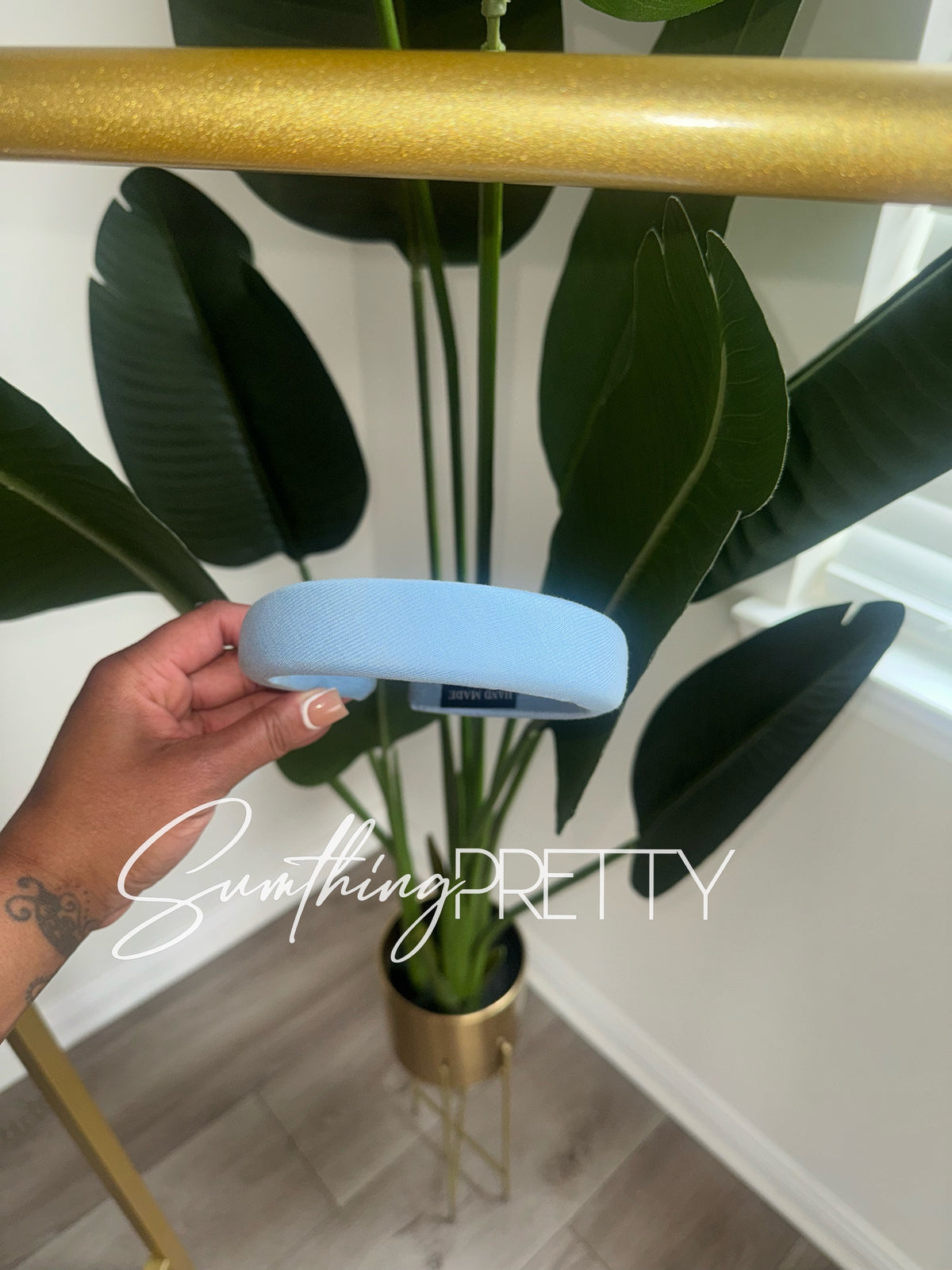 Levi headband